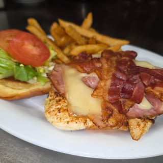 Grilled Chicken Club Sandwich